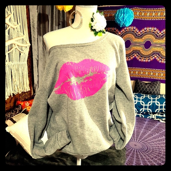 Tops - 🔥6 for 20🔥 ---- 🥼Sweatshirt🥼